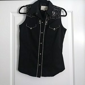 Black Western Tank